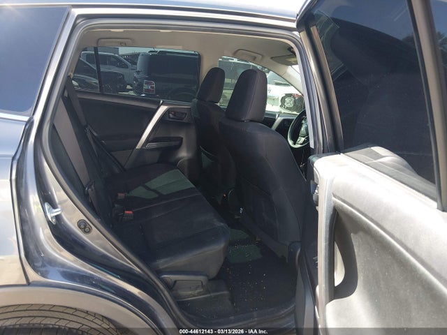 2018 Toyota Rav4 Le მანქანა იყიდება აუქციონზე, vin: JTMZFREV7JJ150441, აუქციონის ნომერი: 44612143