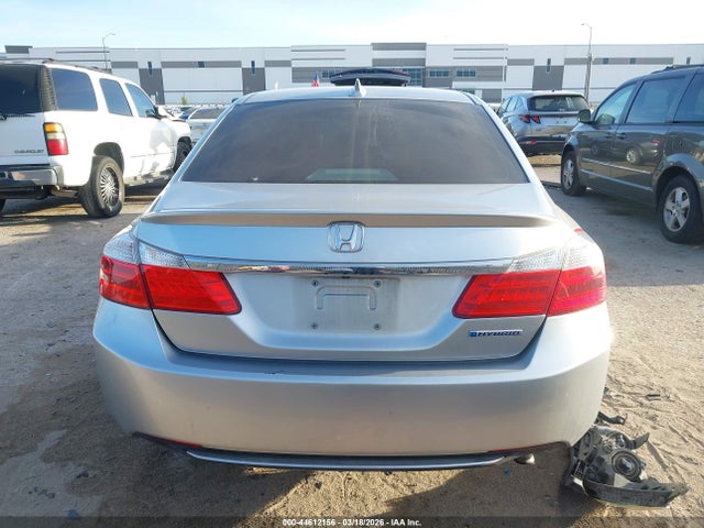 2015 Honda Accord Hybrid მანქანა იყიდება აუქციონზე, vin: 1HGCR6F38FA003451, აუქციონის ნომერი: 44612156