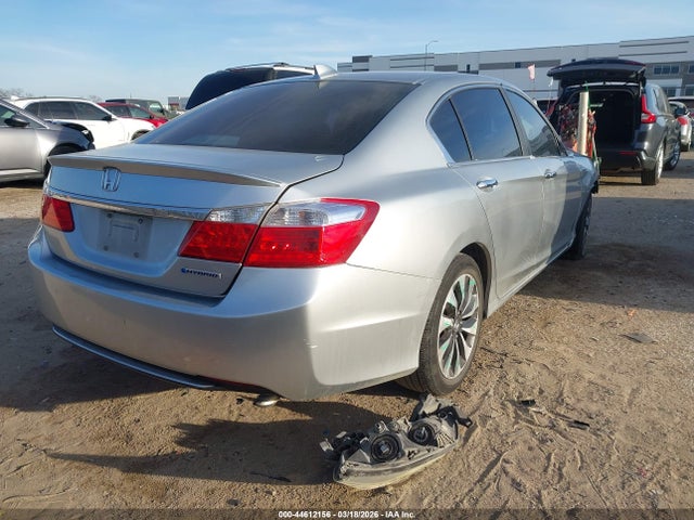 2015 Honda Accord Hybrid მანქანა იყიდება აუქციონზე, vin: 1HGCR6F38FA003451, აუქციონის ნომერი: 44612156