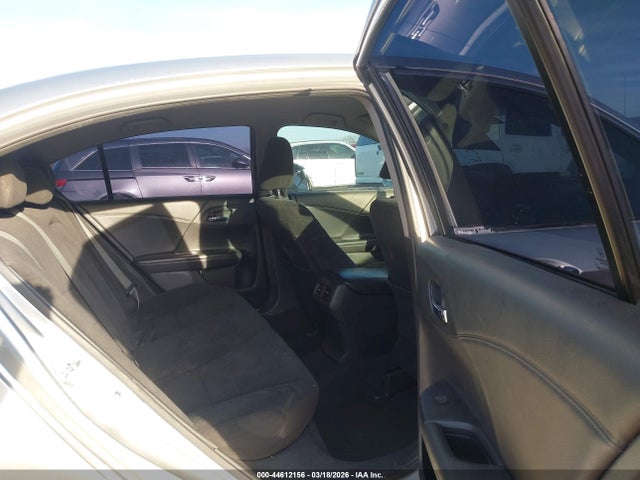 2015 Honda Accord Hybrid მანქანა იყიდება აუქციონზე, vin: 1HGCR6F38FA003451, აუქციონის ნომერი: 44612156