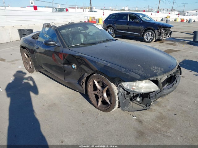 2006 BMW Z4 4USBU53586LX00660