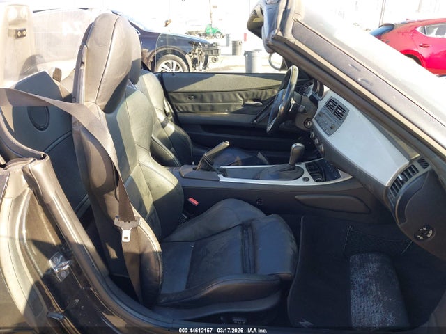 2006 BMW Z4 4USBU53586LX00660 Photo 4