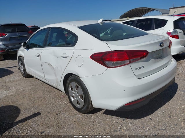 3KPFK4A73JE182535 KIA FORTE LX