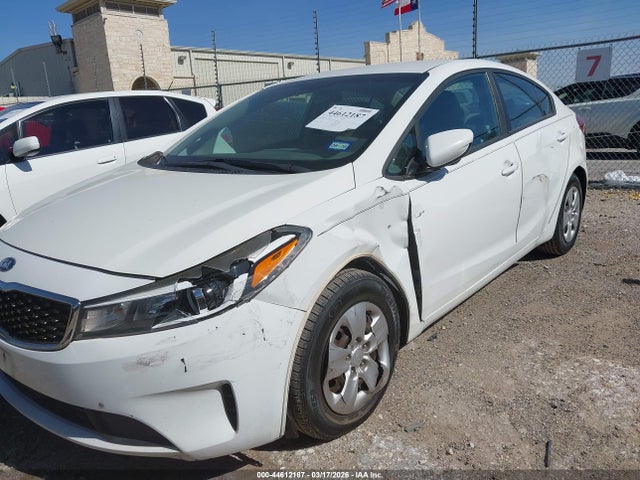 3KPFK4A73JE182535 KIA FORTE LX