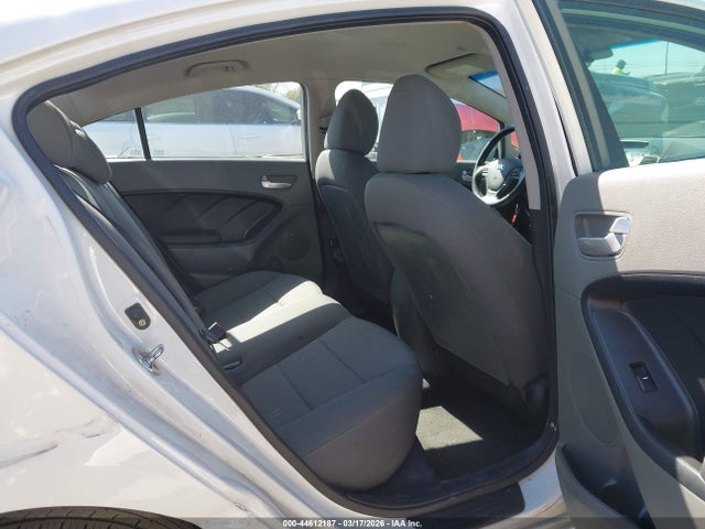 3KPFK4A73JE182535 KIA FORTE LX