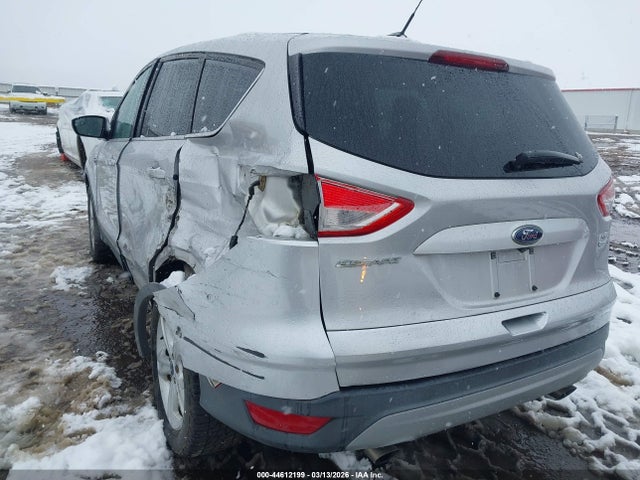 1FMCU9GX0GUC81272 Ford ESCAPE SE