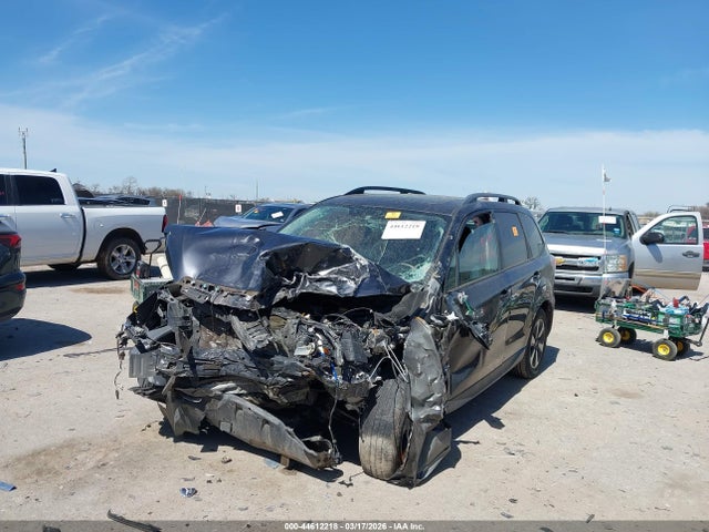 44612218 :رقم المزاد ، JF2SJAEC6JH587551 vin ، 2018 Subaru Forester 2.5i Premium مزاد بيع