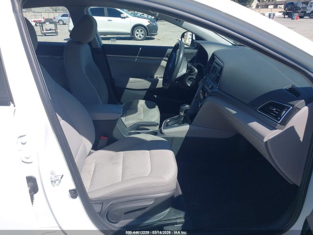 Hyundai ELANTRA SE 2017 5NPD74LF2HH193402 Image 5