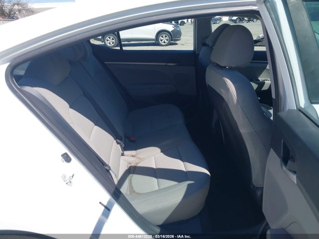 Hyundai ELANTRA SE 2017 5NPD74LF2HH193402 Image 8