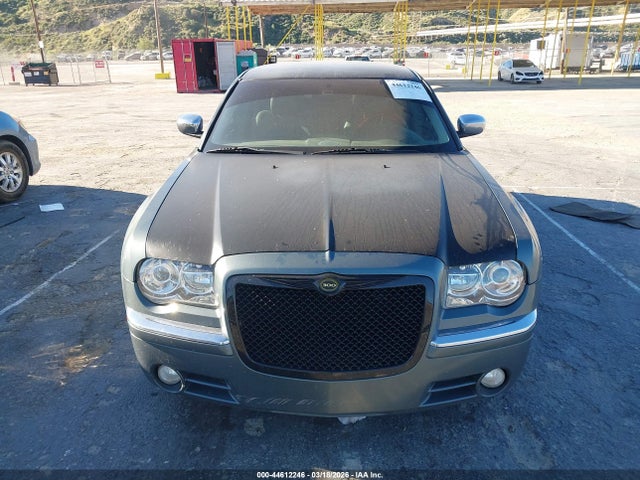 2005 Chrysler 300c მანქანა იყიდება აუქციონზე, vin: 2C3JA63H85H572186, აუქციონის ნომერი: 44612246