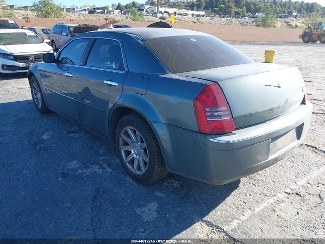 2005 CHRYSLER 300C 2C3JA63H85H572186 Photo 2