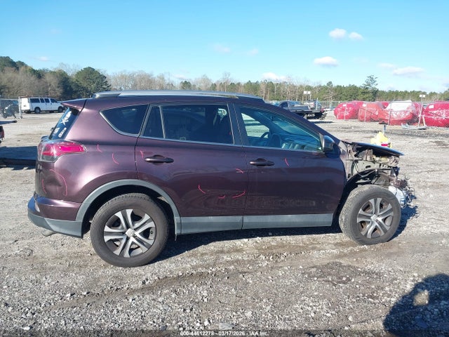 2T3ZFREV8JW445789 Toyota RAV4 LE