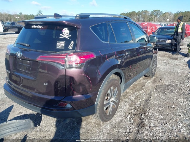 2T3ZFREV8JW445789 Toyota RAV4 LE
