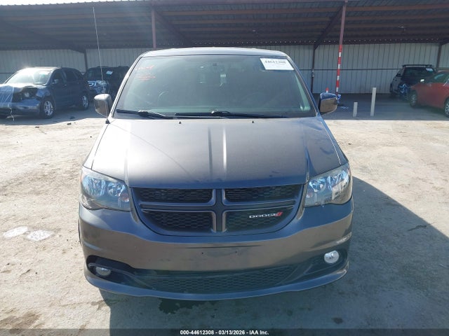 2C4RDGEG5JR219263 Dodge Grand Caravan Gt