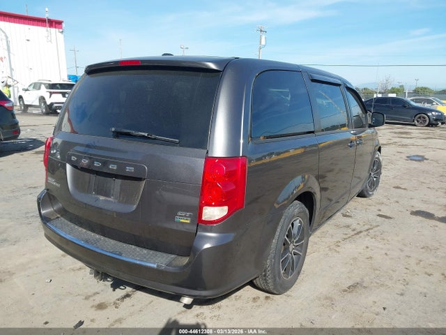 2C4RDGEG5JR219263 Dodge Grand Caravan Gt
