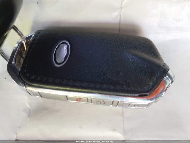 KNAE15LA6J6034105 KIA Stinger