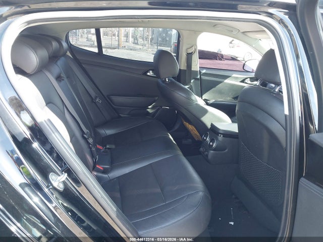 KNAE15LA6J6034105 KIA Stinger