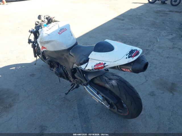 Продаж на аукціоні авто 2011 Honda Cbr600 Rr, vin: JH2PC4068BK400050, номер лоту: 44612325