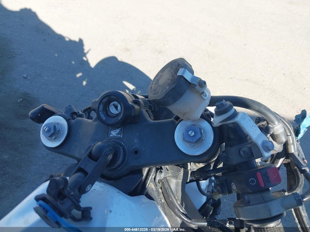 Продаж на аукціоні авто 2011 Honda Cbr600 Rr, vin: JH2PC4068BK400050, номер лоту: 44612325