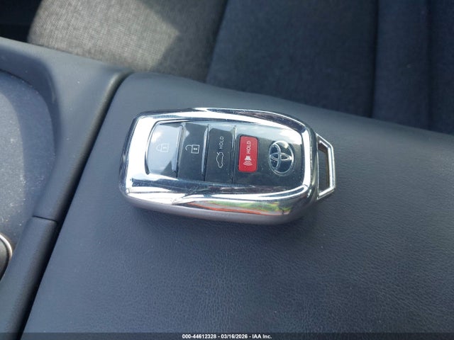 44612328 :رقم المزاد ، JTDAAAAF4P3000652 vin ، 2023 Toyota Crown Xle مزاد بيع