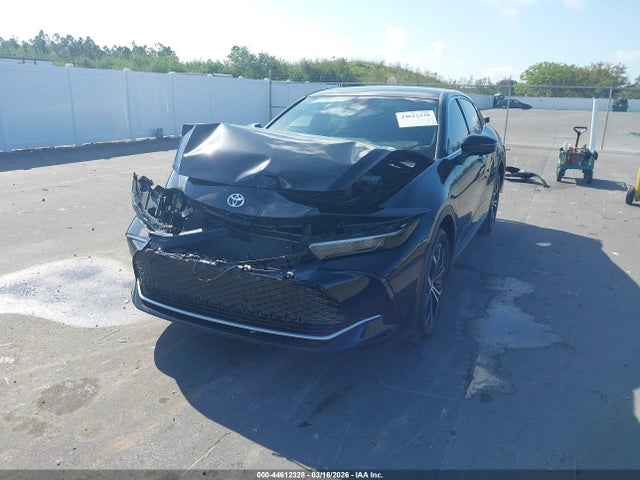 44612328 :رقم المزاد ، JTDAAAAF4P3000652 vin ، 2023 Toyota Crown Xle مزاد بيع