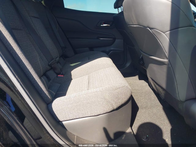 44612328 :رقم المزاد ، JTDAAAAF4P3000652 vin ، 2023 Toyota Crown Xle مزاد بيع