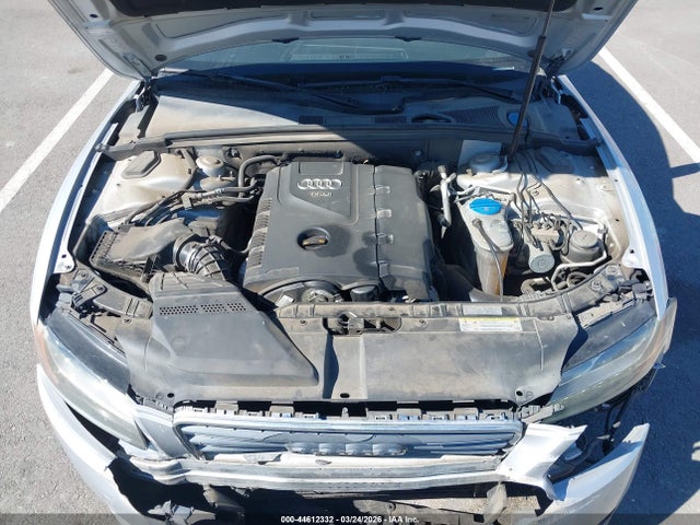 2011 Audi A5 2.0t Premium მანქანა იყიდება აუქციონზე, vin: WAULFAFH3BN012743, აუქციონის ნომერი: 44612332