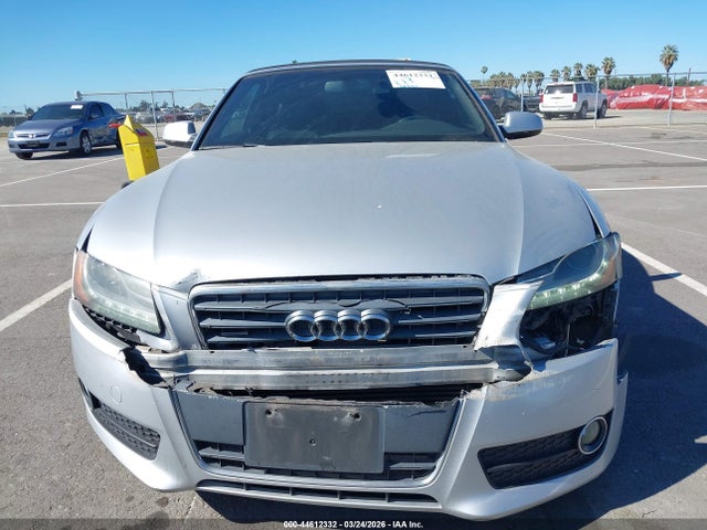 2011 Audi A5 2.0t Premium მანქანა იყიდება აუქციონზე, vin: WAULFAFH3BN012743, აუქციონის ნომერი: 44612332