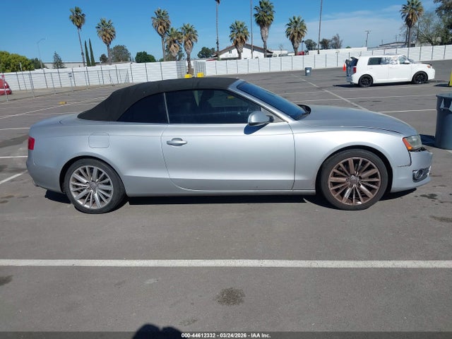 2011 Audi A5 2.0t Premium მანქანა იყიდება აუქციონზე, vin: WAULFAFH3BN012743, აუქციონის ნომერი: 44612332