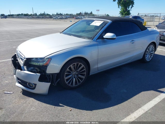 2011 Audi A5 2.0t Premium მანქანა იყიდება აუქციონზე, vin: WAULFAFH3BN012743, აუქციონის ნომერი: 44612332
