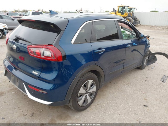 2018 KIA NIRO KNDCB3LCXJ5125168 Photo 3