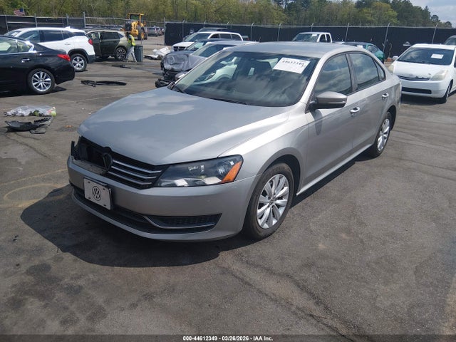 44612349 :رقم المزاد ، 1VWAP7A30DC127785 vin ، 2013 Volkswagen Passat S مزاد بيع