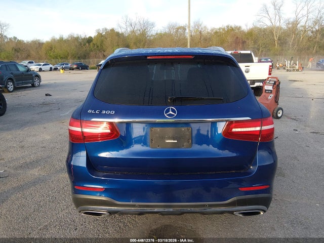 2018 Mercedes-benz Glc 300 მანქანა იყიდება აუქციონზე, vin: WDC0G4JB3JV092285, აუქციონის ნომერი: 44612376