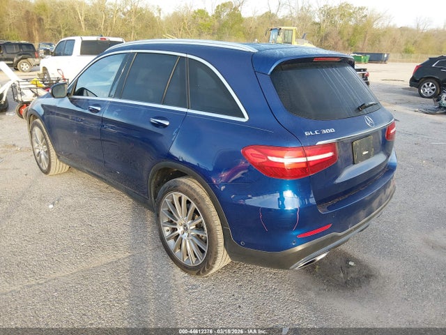 2018 Mercedes-benz Glc 300 მანქანა იყიდება აუქციონზე, vin: WDC0G4JB3JV092285, აუქციონის ნომერი: 44612376