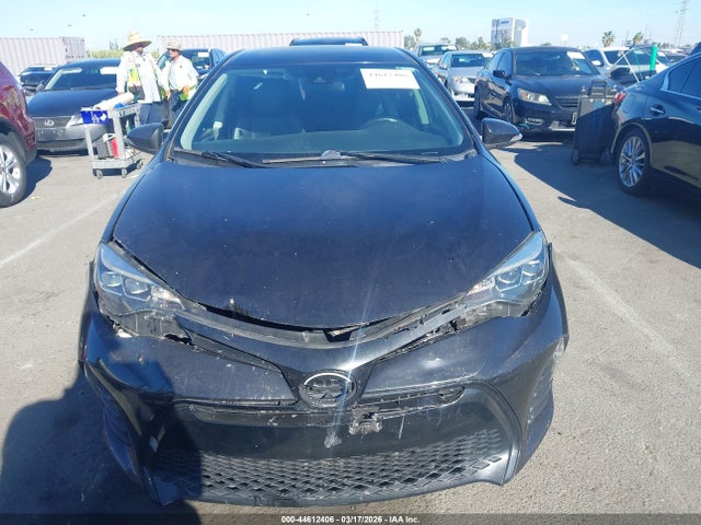 Toyota COROLLA SE 2018 5YFBURHE0JP827019 Image 12