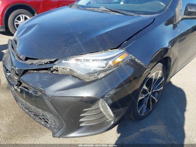 Toyota COROLLA SE 2018 5YFBURHE0JP827019 Image 17