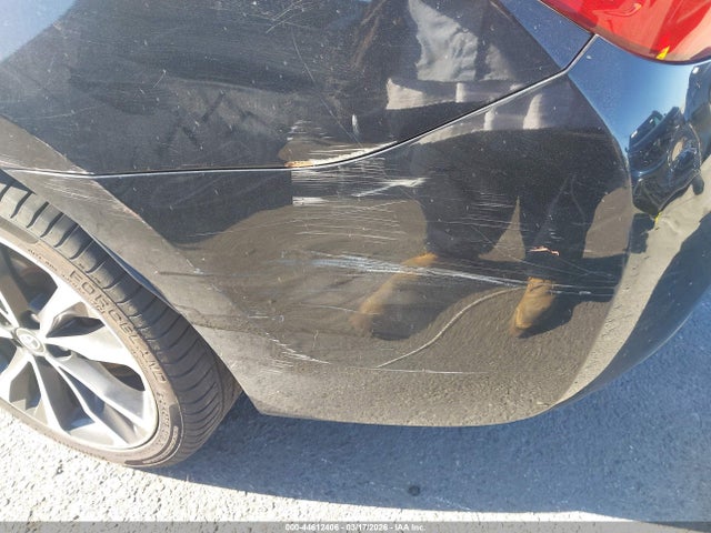 Toyota COROLLA SE 2018 5YFBURHE0JP827019 Image 19
