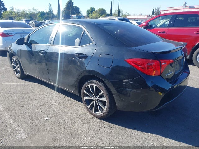 Toyota COROLLA SE 2018 5YFBURHE0JP827019 Image 3
