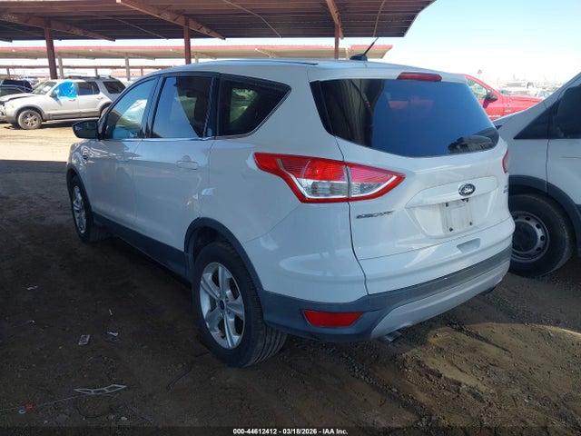 1FMCU9GX8FUA25962 Ford ESCAPE SE