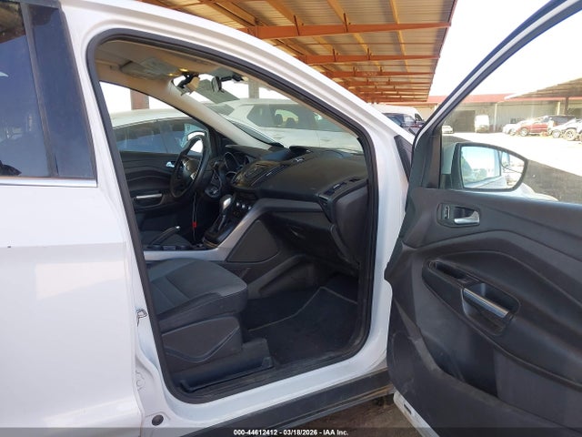1FMCU9GX8FUA25962 Ford ESCAPE SE