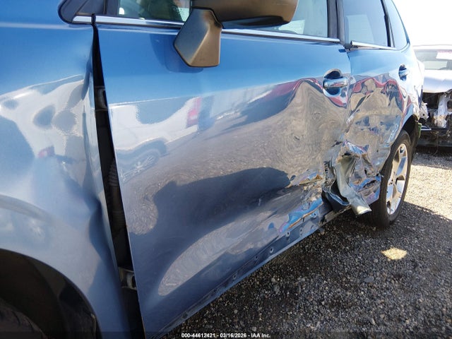 44612421 :رقم المزاد ، JF2SJAWC4JH459226 vin ، 2018 Subaru Forester 2.5i Touring مزاد بيع