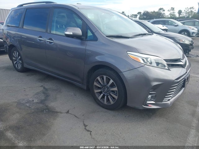 2019 TOYOTA SIENNA 5TDDZ3DC4KS220643