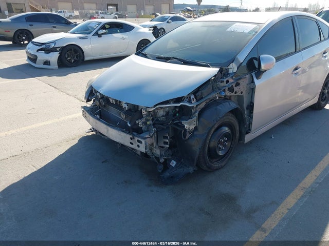 Toyota Prius Two 2015 JTDKN3DU8F1879274 Image 6