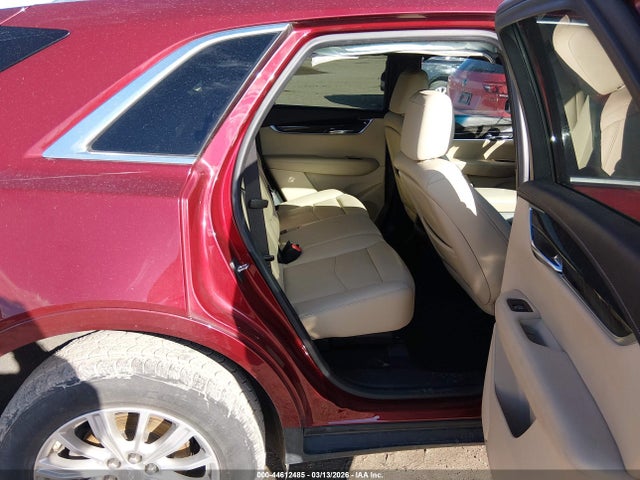 44612485 :رقم المزاد ، 1GYKNARS4HZ317768 vin ، 2017 Cadillac Xt5 Standard مزاد بيع