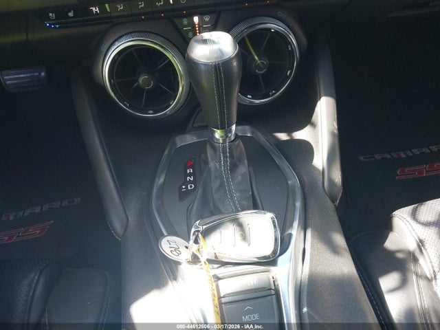 2019 CHEVROLET CAMARO 1G1FH1R74K0104396 Photo 10