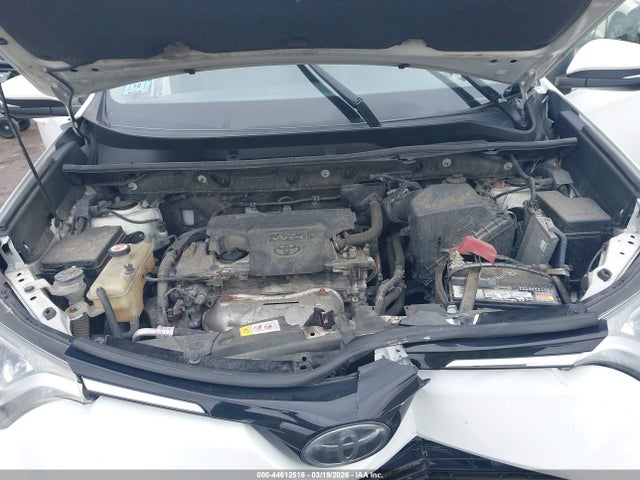 Toyota Rav4 Xle 2017 JTMRFREV0HJ704123 Image 10