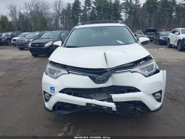 Toyota Rav4 Xle 2017 JTMRFREV0HJ704123 Image 13