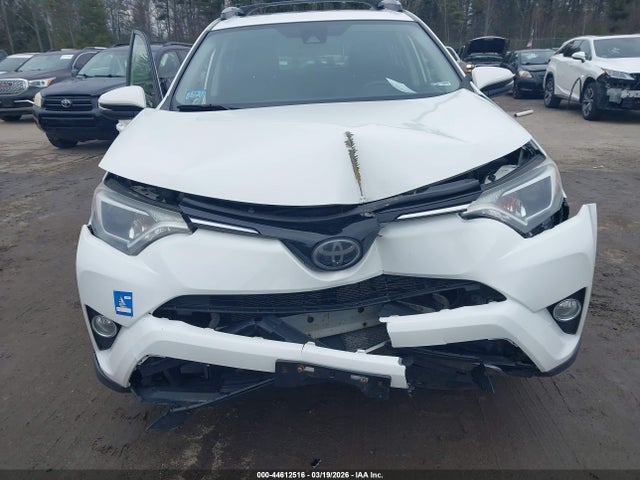 Toyota Rav4 Xle 2017 JTMRFREV0HJ704123 Image 6