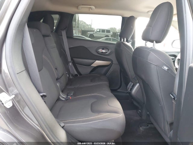 2017 JEEP CHEROKEE 1C4PJLCS4HW578945 Photo 7