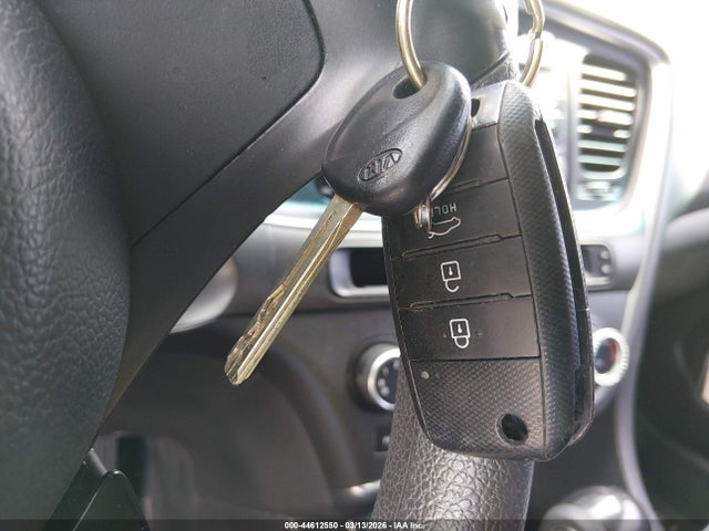 KIA Optima Lx 2015 KNAGM4A77F5584959 Image 11